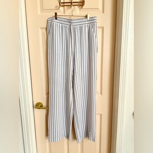 White striped NYCC wide leg pants